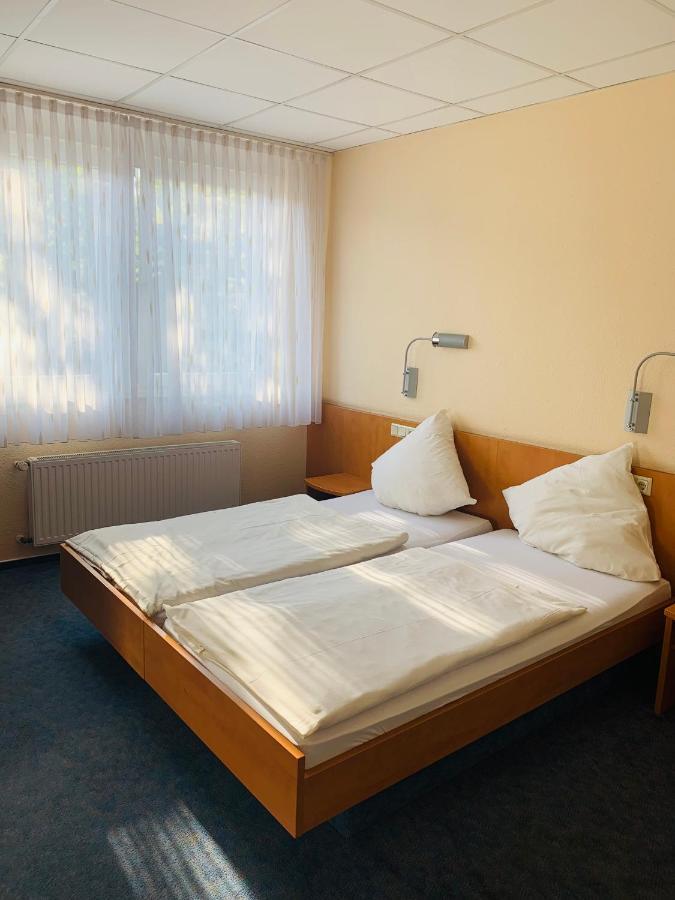 Hotel Montan Дуйсбург Екстер'єр фото